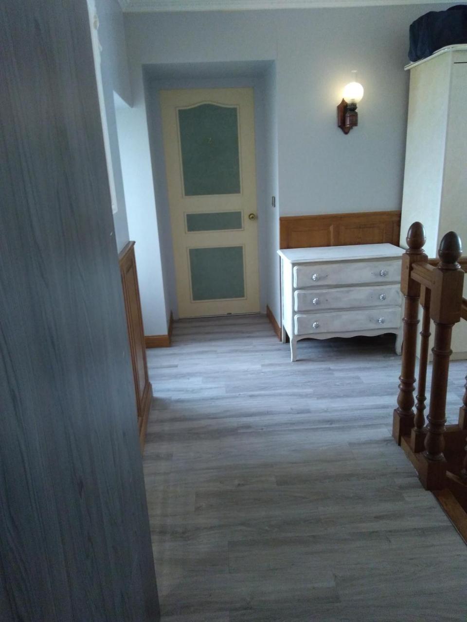 Hotel Central Chaunay المظهر الخارجي الصورة
